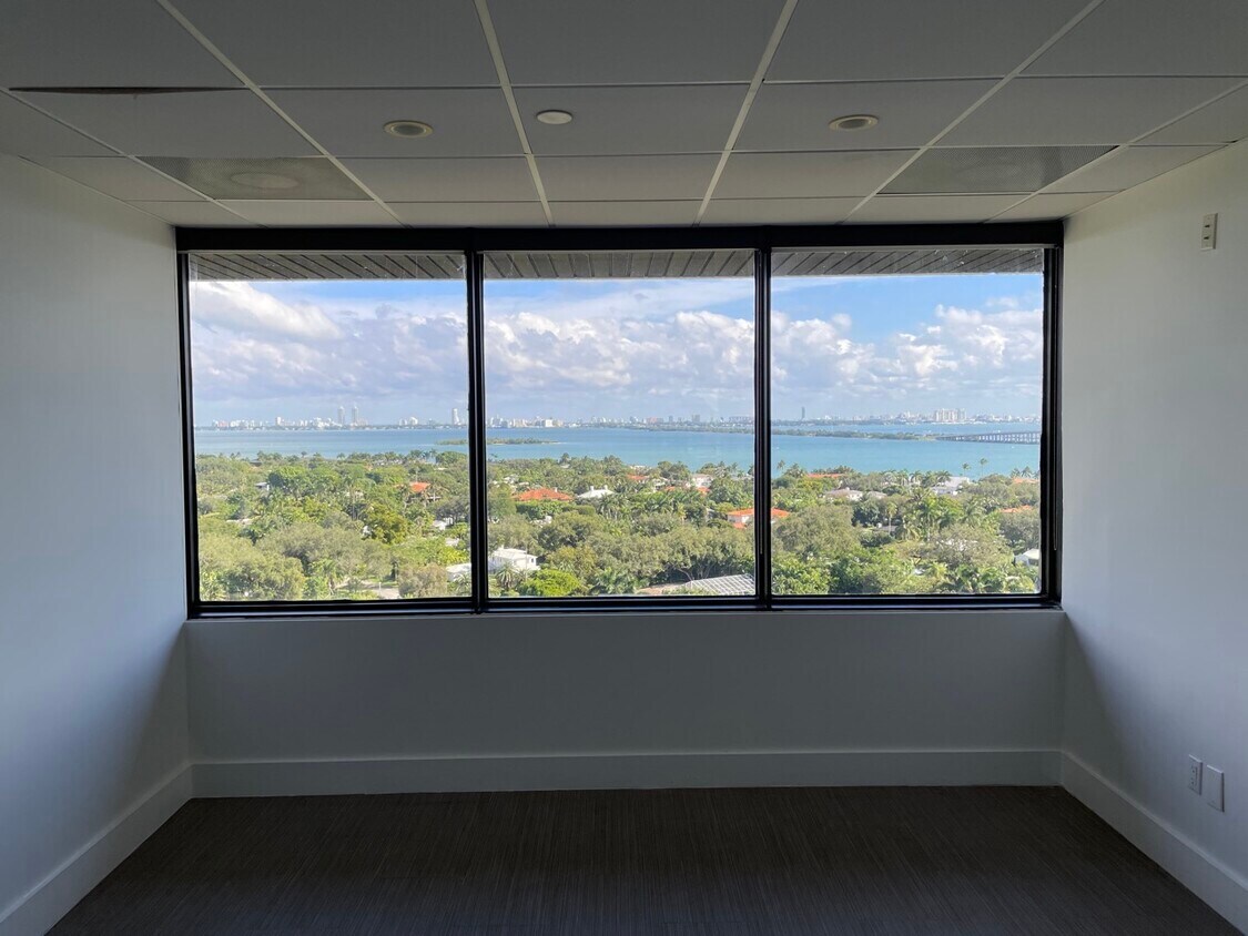 4770 Biscayne Blvd, Miami, FL à louer Photo intérieure– Image 1 sur 1