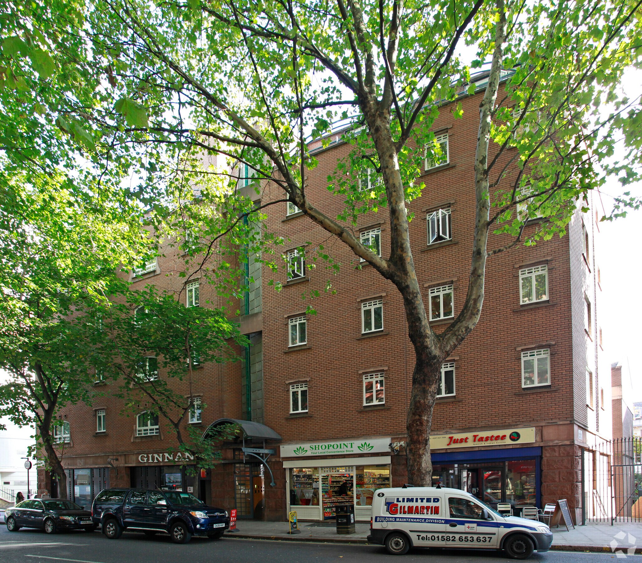 Rosebery Ave, Londres à louer Photo principale– Image 1 sur 5