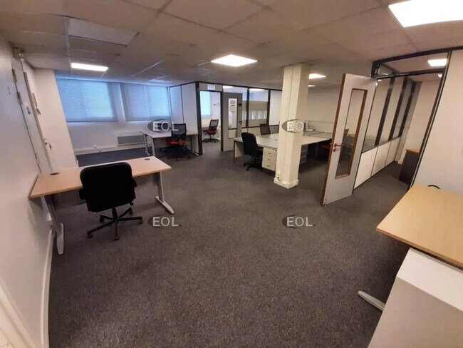 Plus de détails pour Bureau à louer