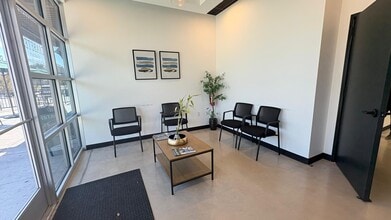 1818-1820 Crystal Falls Pky, Leander, TX à louer Photo intérieure– Image 2 sur 3