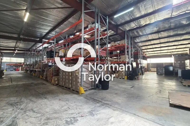 Local d’activités dans Béziers à louer Photo intérieure– Image 1 sur 8