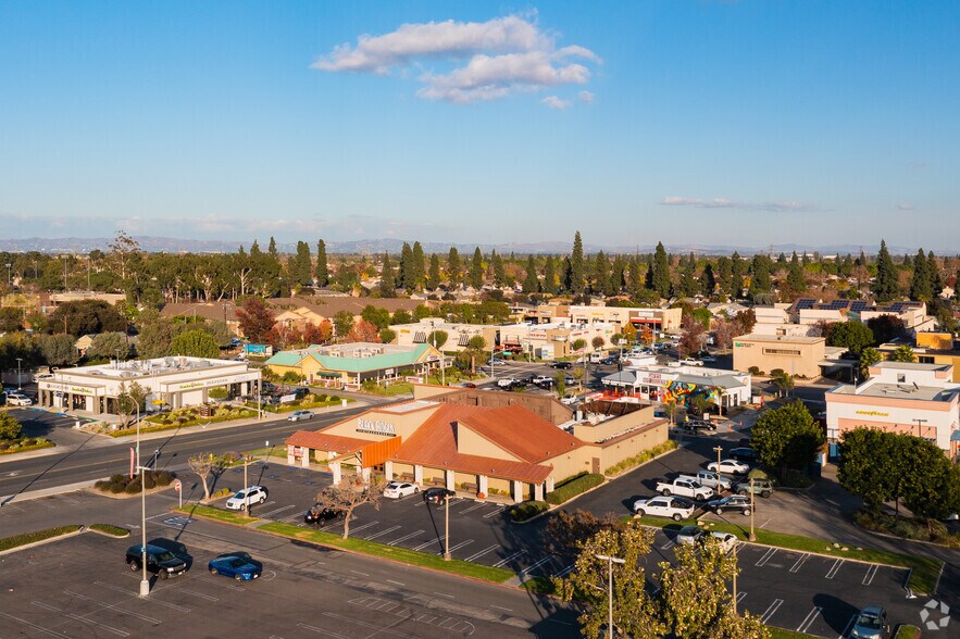 5000 E Candlewood St, Lakewood, CA à vendre - Aérien – Image 3 sur 5