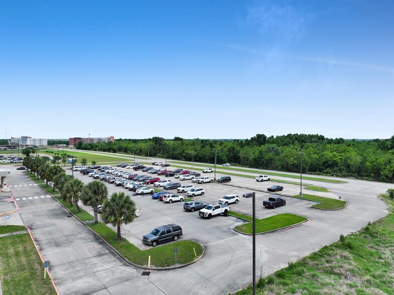 2501 Jimmy Johnson Blvd, Port Arthur, TX à vendre - Photo de l’immeuble – Image 2 sur 10