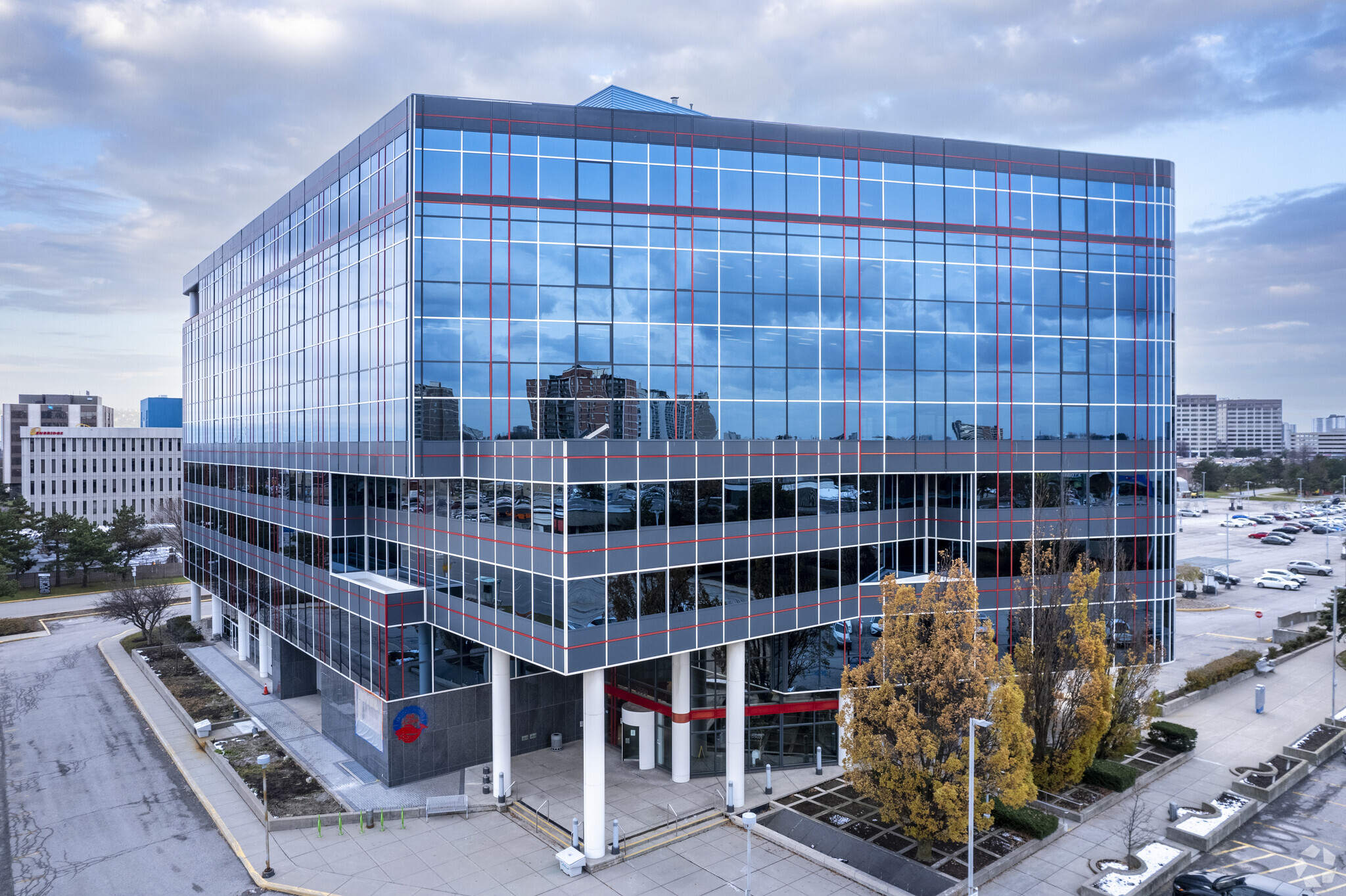 2550 Victoria Park Ave, Toronto, ON à louer Photo principale– Image 1 sur 7