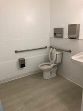 355-367 E Beach Ave, Inglewood, CA à louer Photo intérieure– Image 2 sur 2