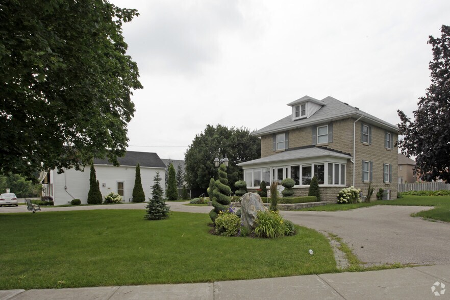 1350 Langstaff Rd, Vaughan, ON à louer - Photo principale – Image 1 sur 2