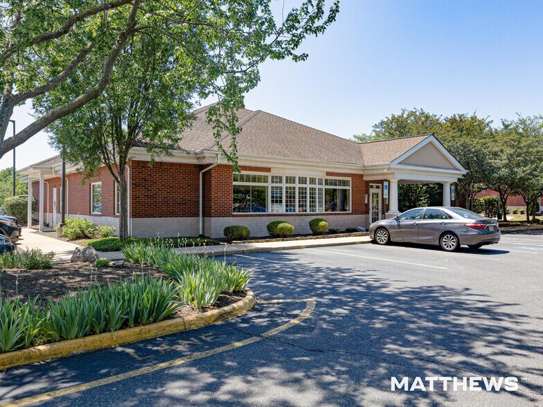 10 Walsh Ln, Fredericksburg, VA à vendre - Photo de l’immeuble – Image 2 sur 3