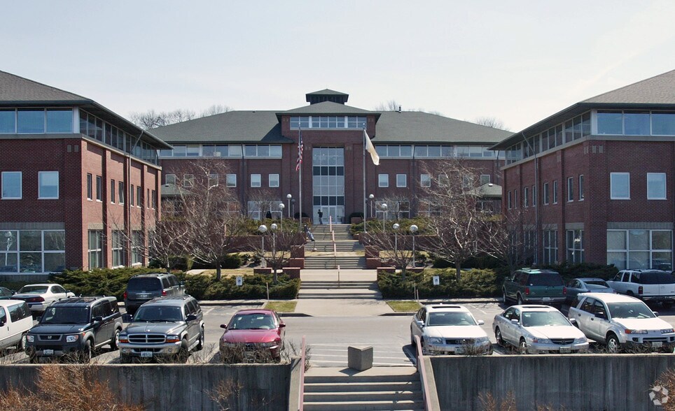 300 Centerville Rd, Warwick, RI à louer - Photo de l’immeuble – Image 3 sur 28