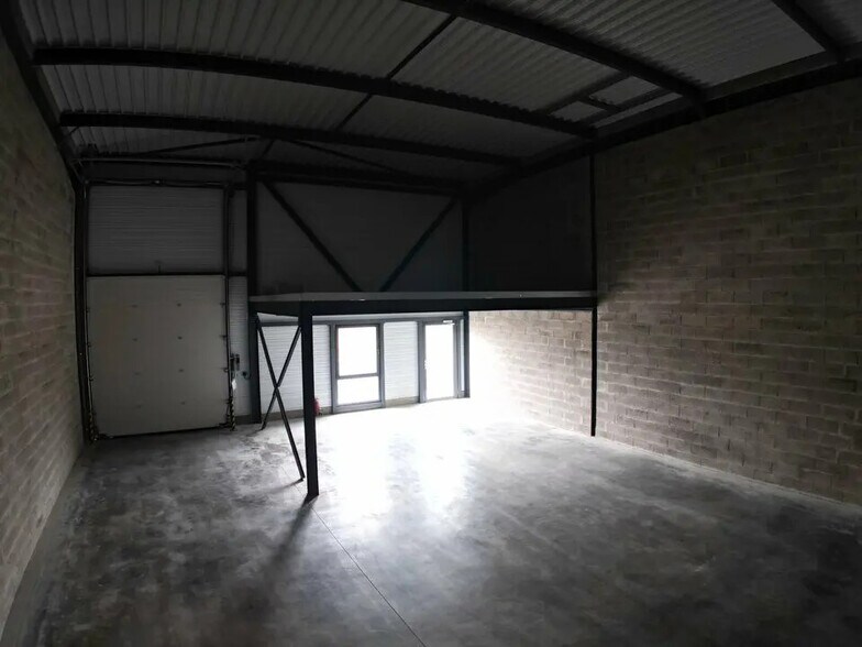 Industriel/Logistique dans Eschau à louer - Photo de l’immeuble – Image 3 sur 3