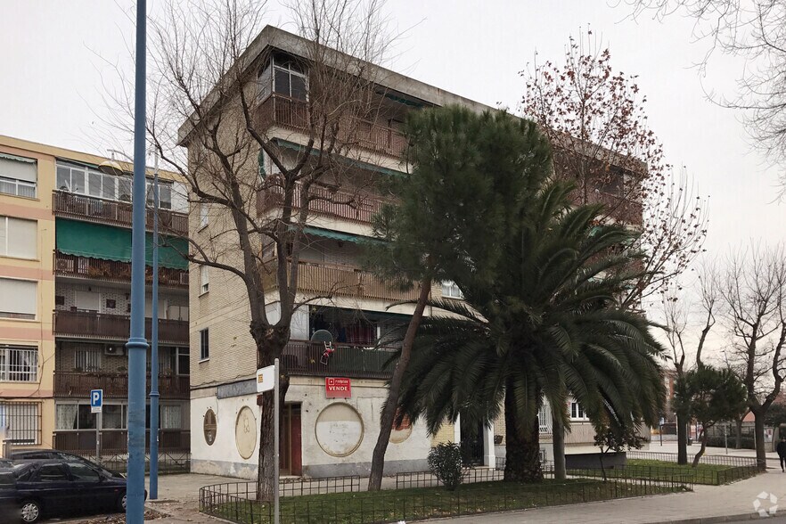 Immeuble residentiel dans Parla, Madrid à vendre - Photo de l’immeuble – Image 2 sur 2