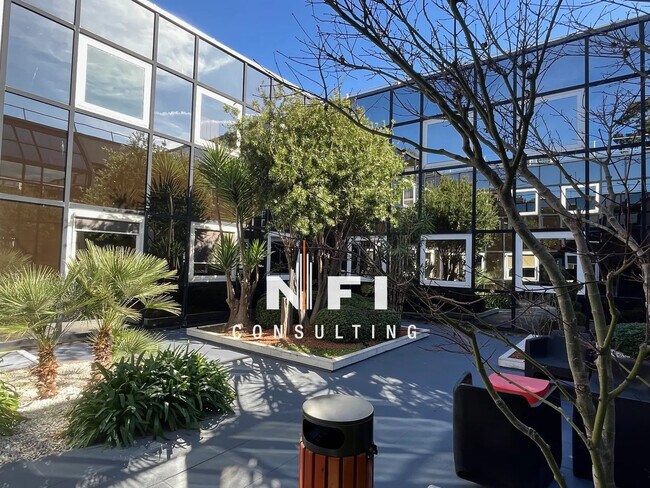 Plus de détails pour Bureau à louer