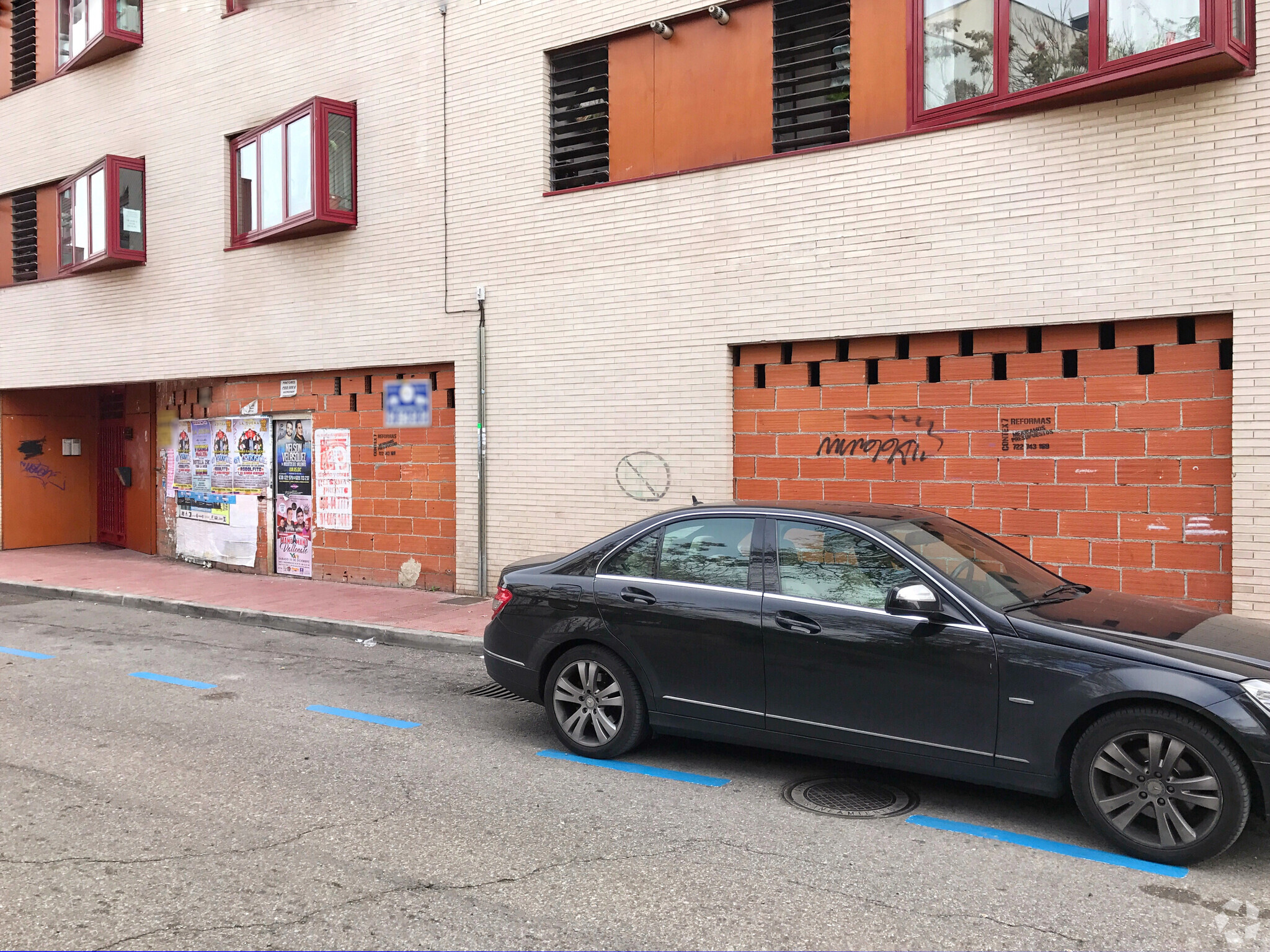 Local commercial dans Valdemoro, Madrid à louer Photo intérieure– Image 1 sur 2
