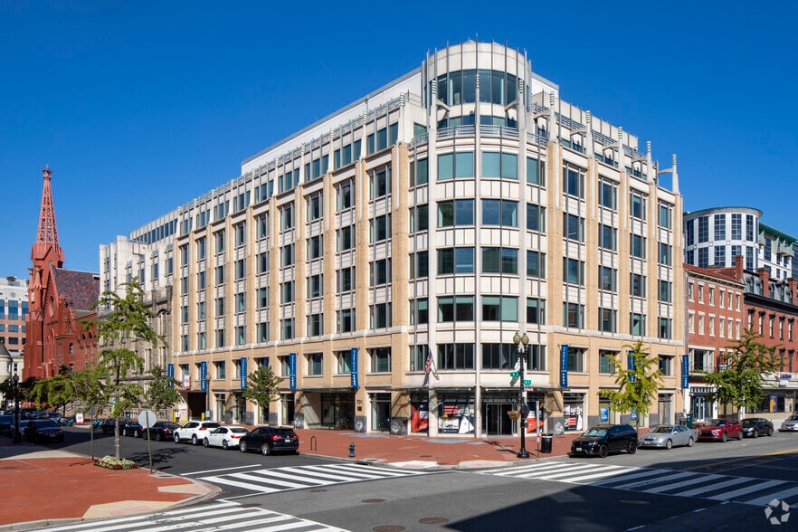 701 8th St NW, Washington, DC à louer - Photo de l’immeuble – Image 1 sur 12