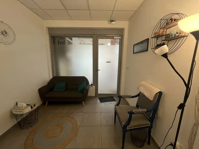 Bureau dans MONTFAVET à louer - Photo intérieure – Image 3 sur 7