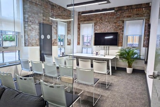 College St, Newcastle Upon Tyne à louer Photo de l’immeuble– Image 2 sur 17