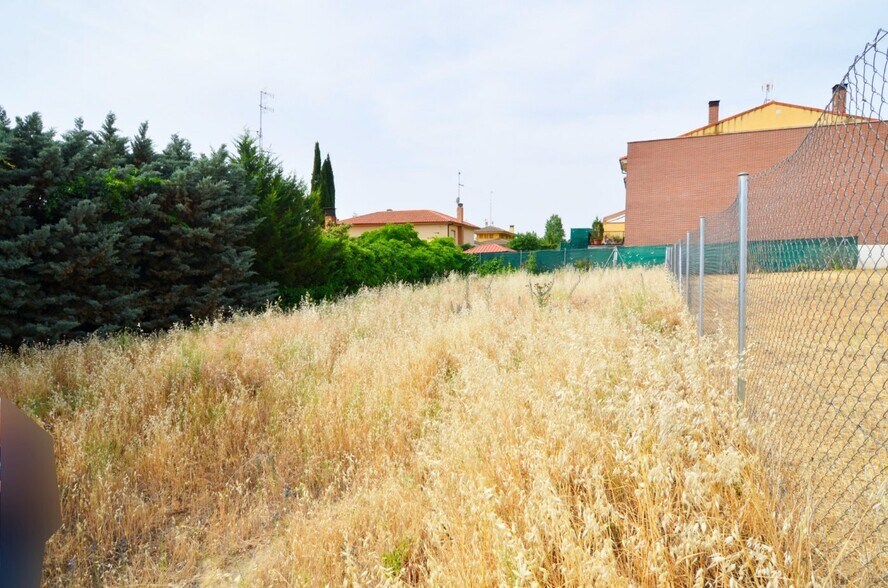 Terrain dans San Cristóbal de la Cuesta, Salamanca à vendre - Photo principale – Image 3 sur 9