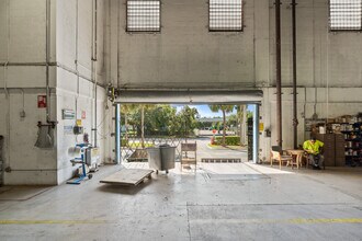 11125 NW 29th St, Miami, FL à louer Photo intérieure– Image 2 sur 50