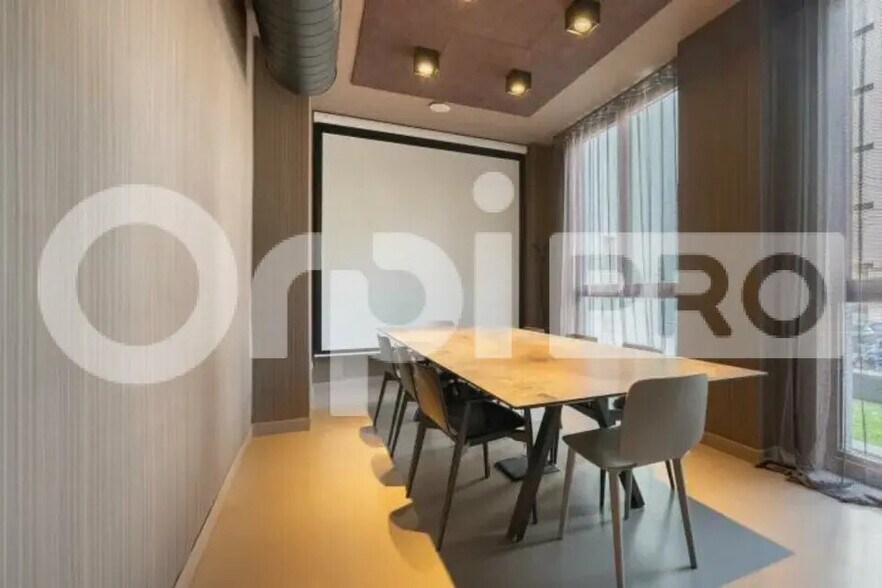 Bureau dans Paris à louer - Photo de l’immeuble – Image 1 sur 4