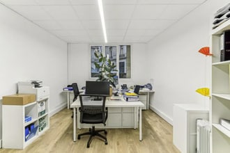 22-24 Rue De Courcelles, Paris à louer Photo intérieure– Image 1 sur 6