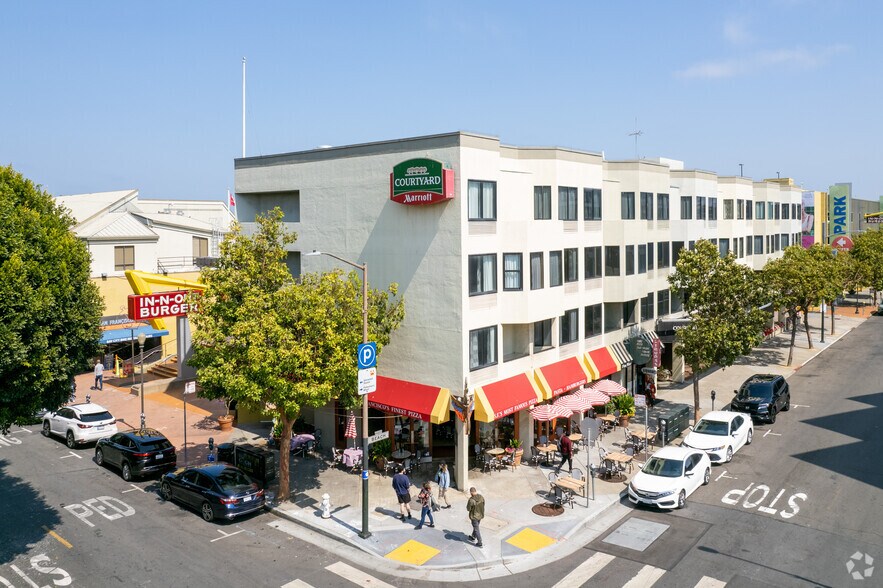333 Jefferson St, San Francisco, CA à louer - Photo de l’immeuble – Image 1 sur 12