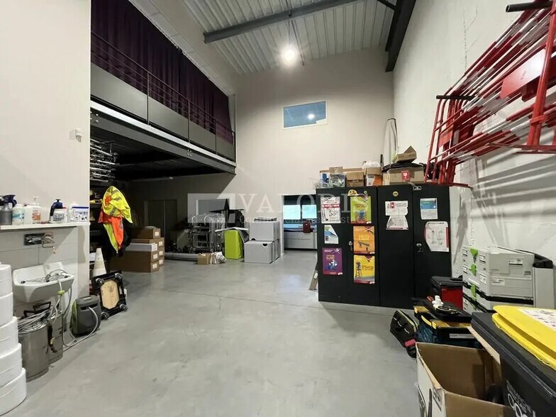 Local d’activités dans Gleizé à louer - Photo de l’immeuble – Image 2 sur 10