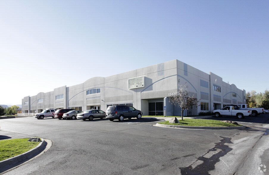 13401 W 43rd Dr, Golden, CO à vendre - Photo de l’immeuble – Image 3 sur 27