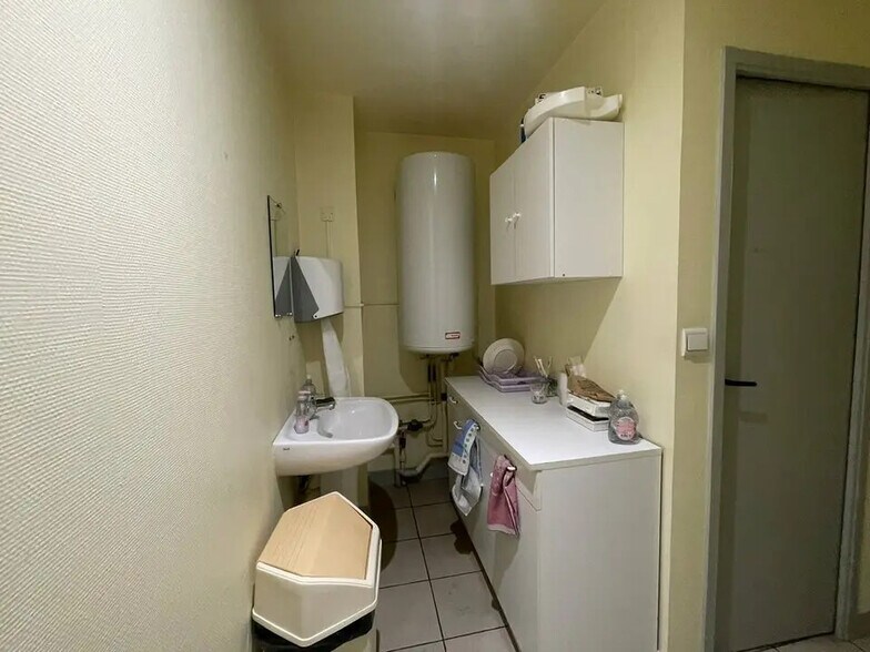 Bureau dans Colombelles à louer - Photo intérieure – Image 2 sur 6