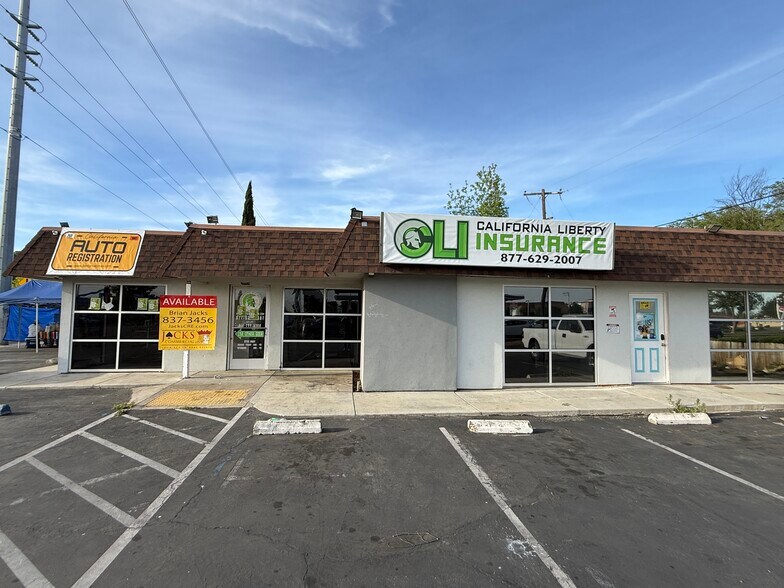 2201 El Camino Ave, Sacramento, CA à louer - Photo principale – Image 1 sur 21