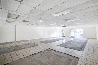 1540 E Highland Ave, San Bernardino, CA à louer Photo de l’immeuble– Image 2 sur 5