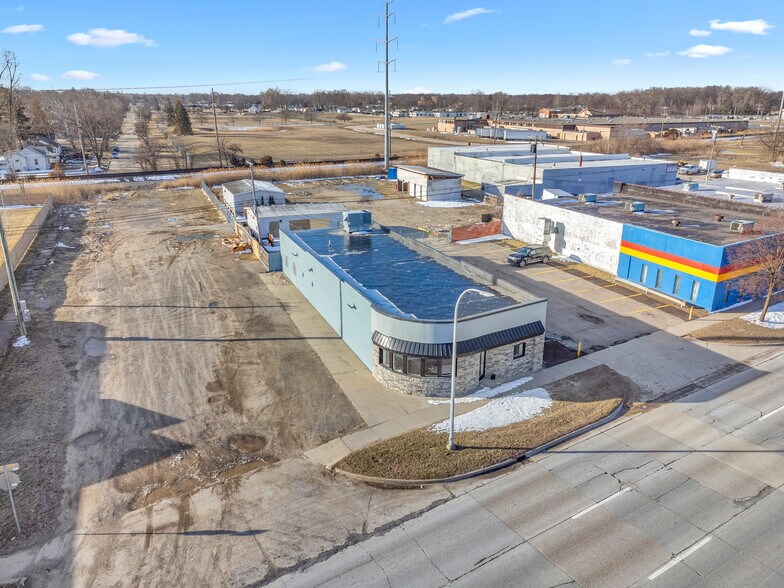 32413 Michigan Ave, Wayne, MI à vendre - Aérien – Image 3 sur 39