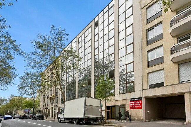 Plus de détails pour 242 Boulevard Jean Jaurès, Boulogne-Billancourt - Bureau à louer