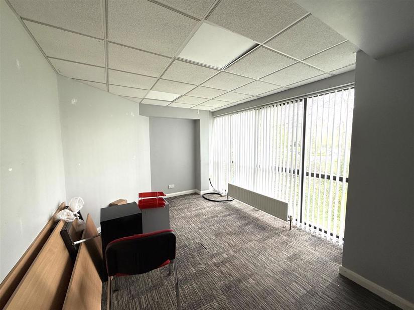 Ash Rd, New Ash Green à louer Photo intérieure– Image 1 sur 5