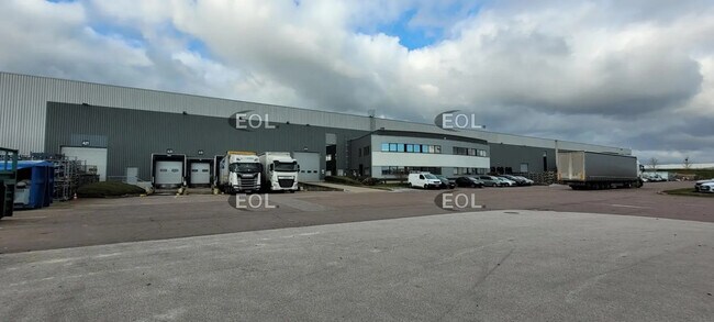 Plus de détails pour Industriel/Logistique à louer