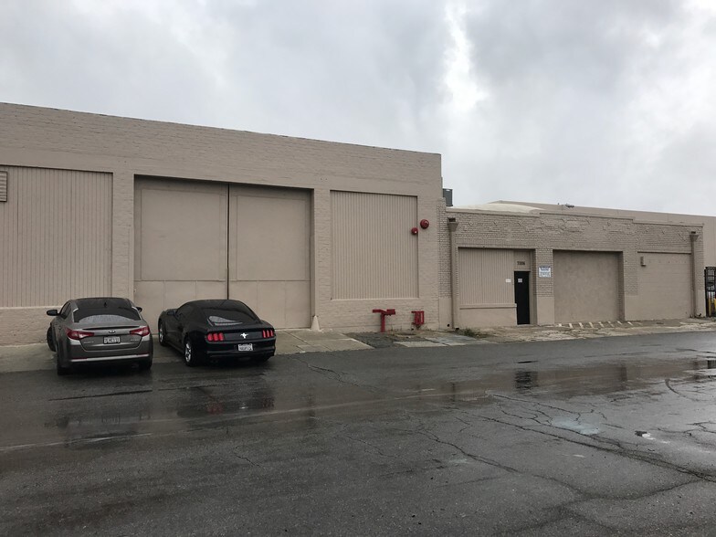7006 Stanford Ave, Los Angeles, CA à vendre - Photo de l’immeuble – Image 2 sur 24