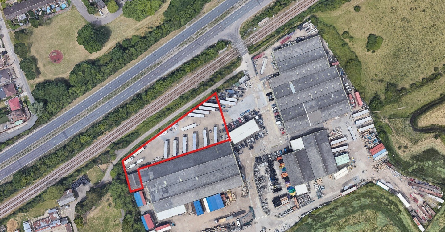 Wharf Ln, Basildon à louer Photo principale– Image 1 sur 2