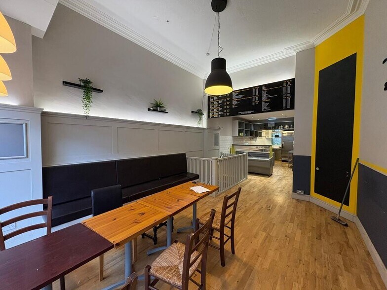 324 Morningside Rd, Edinburgh à louer - Photo de l’immeuble – Image 2 sur 22