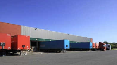 Industriel/Logistique dans Vémars à louer Photo de l’immeuble– Image 1 sur 4