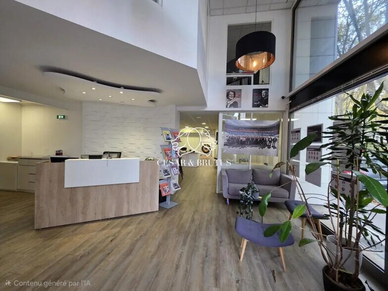 Local commercial dans Lyon à louer - Hall d’entrée – Image 2 sur 15