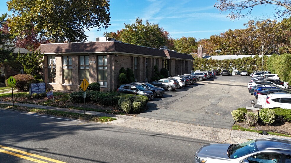 25-15 Fair Lawn Ave, Fair Lawn, NJ à vendre - Photo de l’immeuble – Image 2 sur 4