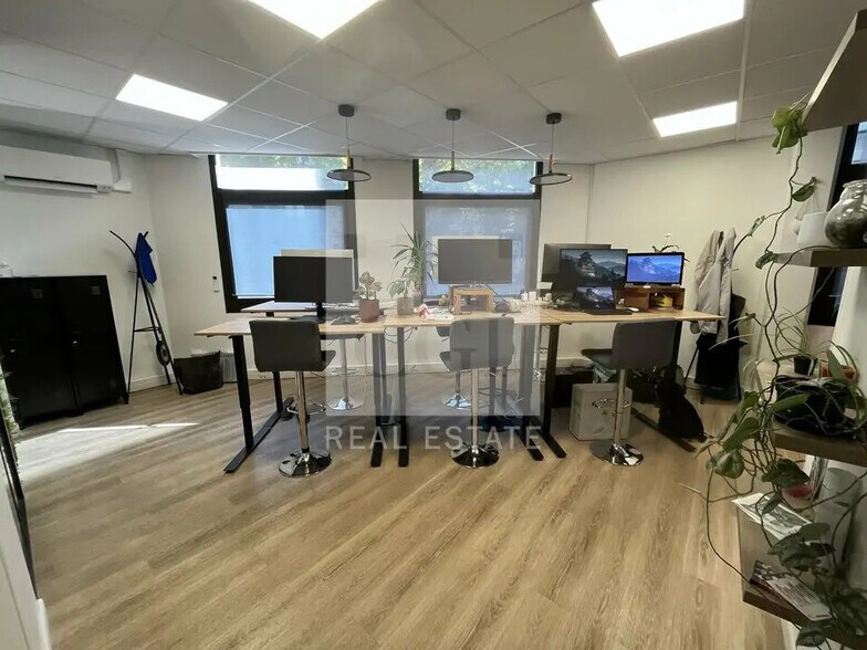 Bureau dans Lyon à louer - Photo de l’immeuble – Image 3 sur 9
