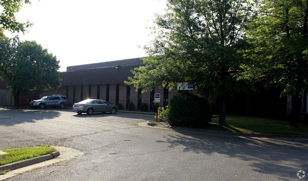 5751 General Washington Dr, Alexandria, VA à vendre - Photo de l’immeuble – Image 2 sur 3