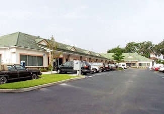 Plus de détails pour 901-911 N Central Ave, Kissimmee, FL - Bureau à louer