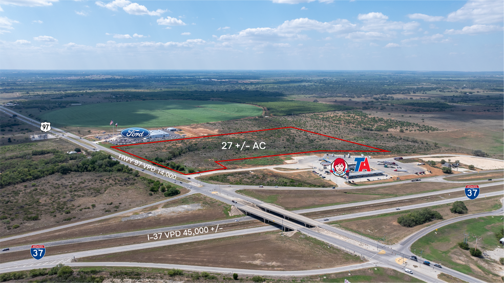 HWY 97, Pleasanton, TX à vendre - Photo de l’immeuble – Image 2 sur 10