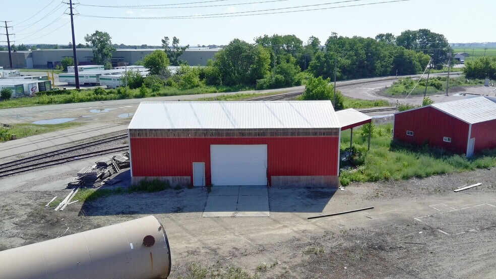 1903 Beloit Ave, Janesville, WI à louer - Photo de l’immeuble – Image 3 sur 5