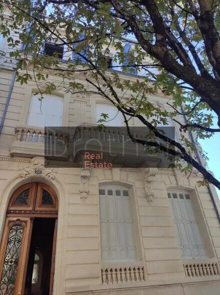 Bureau dans Bordeaux à vendre - Photo de l’immeuble – Image 3 sur 9