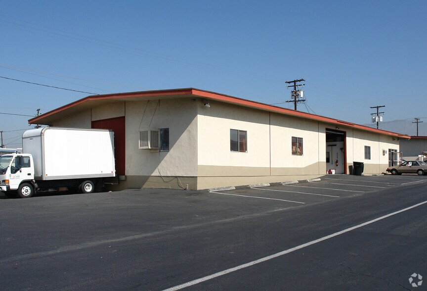 992 W 9th St, Upland, CA à louer - Photo de l’immeuble – Image 3 sur 13