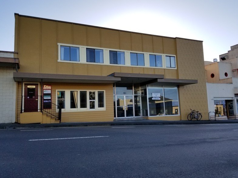 1062 G St, Arcata, CA à louer - Photo de l’immeuble – Image 2 sur 2