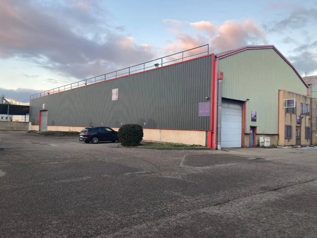 Industriel/Logistique dans Vénissieux à louer Photo de l’immeuble– Image 1 sur 8