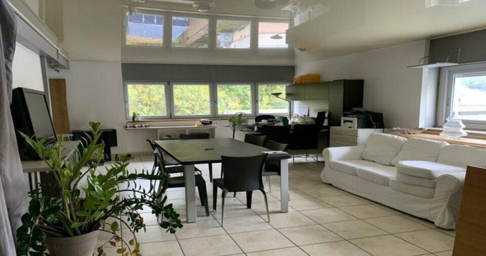 Bureau dans Chambéry à louer - Photo de l’immeuble – Image 1 sur 1