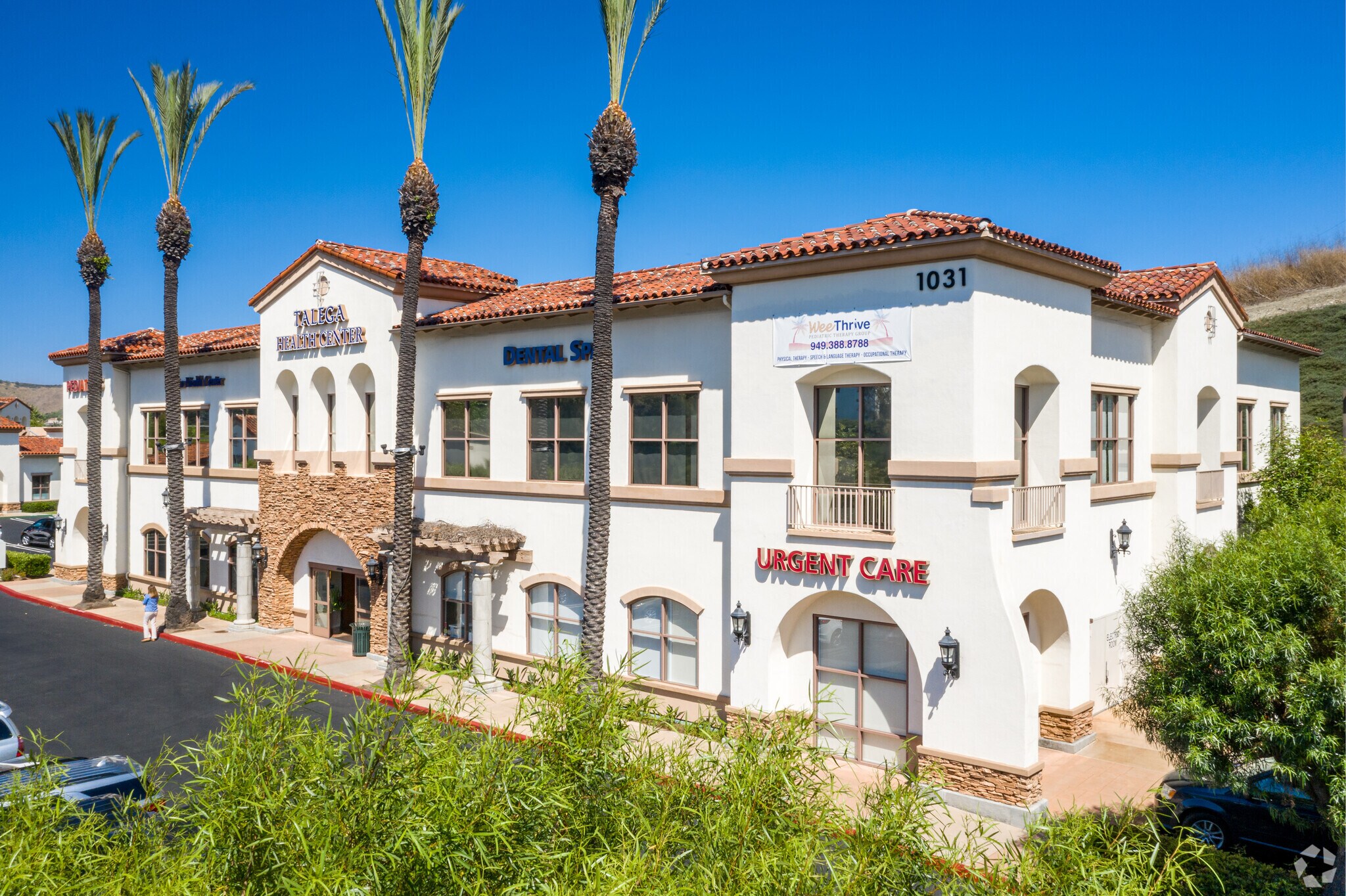 1031 Avenida Pico, San Clemente, CA à louer Photo de l’immeuble– Image 1 sur 8